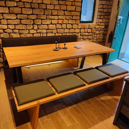 Kicikla Fire & Wine Nyaraló *